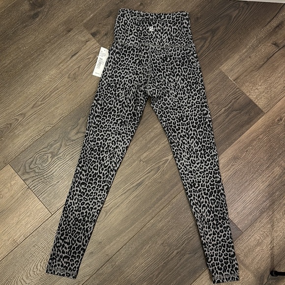 Strut This Remi Light Grey Legging Size Small - Picture 9 of 14